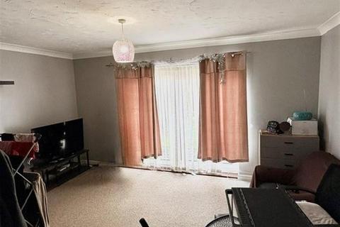 3 bedroom terraced house for sale, Helsinki Way, Dereham