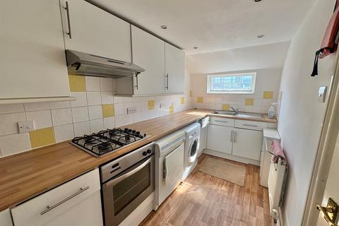 3 bedroom flat for sale, Havelock Road, Hastings