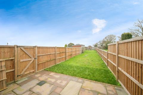 3 bedroom end of terrace house for sale, Rectory Road, Little Oakley, Harwich