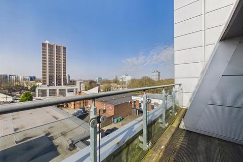 undefined, Queens Road, Coventry CV1