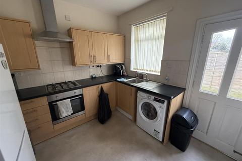 2 bedroom terraced house for sale, Victoria Crescent, Burton-On-Trent DE14