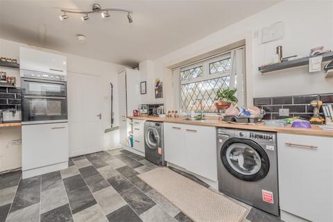 3 bedroom semi-detached house for sale, Wellstone Gardens, Bramley, Leeds