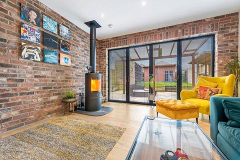 undefined, Park Terrace, Brightons, FK2