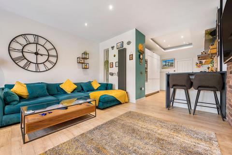 undefined, Park Terrace, Brightons, FK2