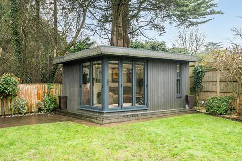 4 bedroom semi-detached house for sale, Slines Oak Road, Woldingham, CR3