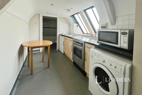 undefined, Market Hill, Buckingham, MK18