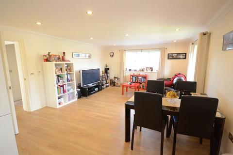 2 bedroom flat to rent, Windsor Lane, Burnham, SL1