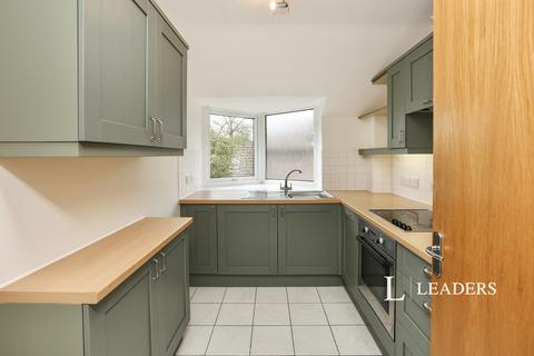 2 bedroom flat to rent, Warsash Road, Southampton, SO31