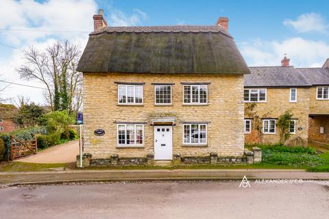 undefined, Main Street, Bicester OX27
