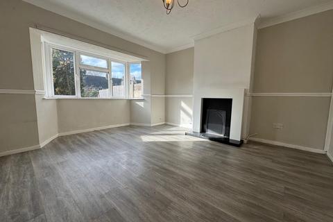 3 bedroom terraced house to rent, Fountains Road, Walsall WS3