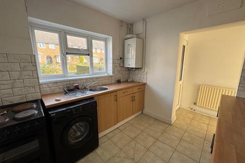 3 bedroom terraced house to rent, Fountains Road, Walsall WS3