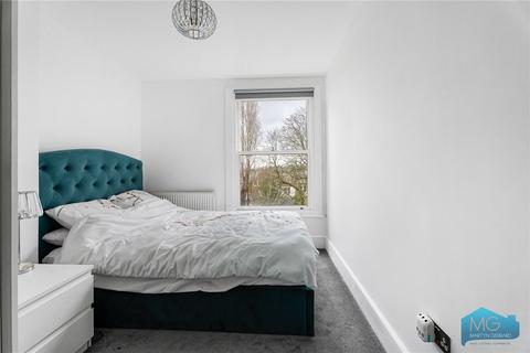 3 bedroom apartment for sale, Colney Hatch Lane, London, N10