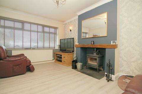 3 bedroom bungalow for sale, Glendale Drive, Wibsey, Bradford, BD6