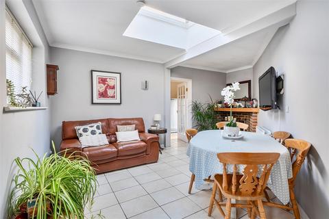 undefined, Howard Close, West Horsley