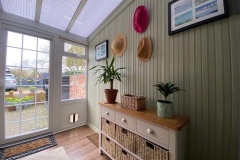2 bedroom cottage for sale, Doddlespool cottages, Main Road, Crewe