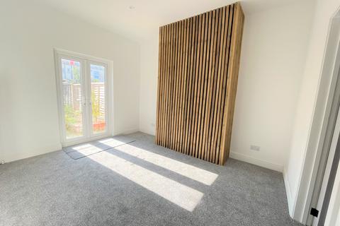 undefined, Hainault Avenue, Westcliff-on-Sea SS0