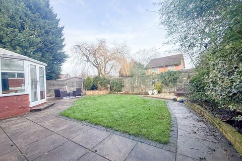 5 bedroom detached house for sale, Wollescote Drive