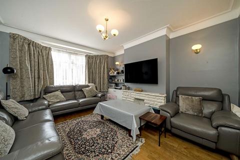 3 bedroom house for sale, Western Avenue, London W3
