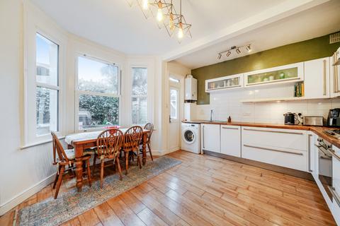 2 bedroom flat for sale, Trevelyan Road, Tooting, London, SW17