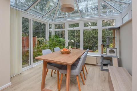 3 bedroom terraced house for sale, Arbour Close, Warley, Brentwood