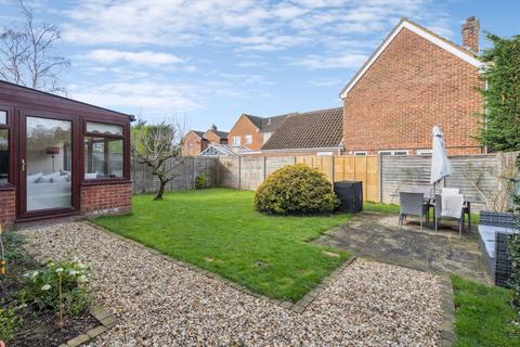 4 bedroom detached house for sale, Fennemore Close, Aylesbury HP18