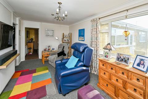 2 bedroom terraced bungalow for sale, Burgh Road, Skegness
