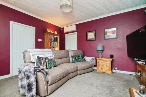 3 bedroom semi-detached house for sale, Beverley Road, West Bromwich