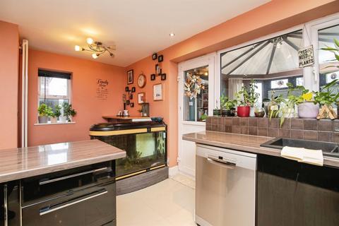 3 bedroom semi-detached house for sale, Beverley Road, West Bromwich