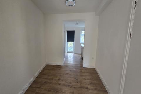 undefined, Woodhouse Avenue, Perivale, Greenford