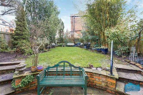 5 bedroom end of terrace house for sale, Muswell Hill Road, London, N10