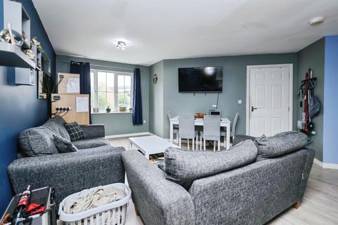 undefined, Ashwood Close, OLDBURY