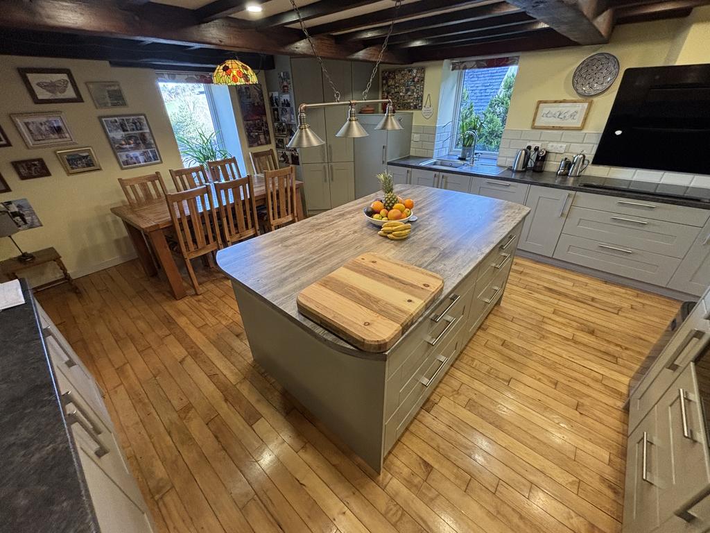 Kitchen second angle