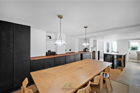 3 bedroom terraced house for sale, Wellington Street, Preston, PR1 8TQ
