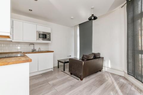 1 bedroom flat for sale, James Street, Bradford