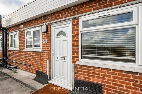 2 bedroom flat for sale, Lower Road, Loughton IG10