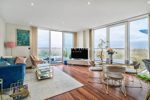 3 bedroom apartment to rent, Lanson Building, 348 Queenstown Road, London, SW11