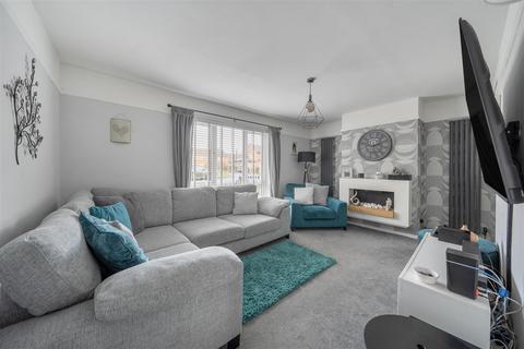 3 bedroom end of terrace house for sale, Long Handstones, Bristol