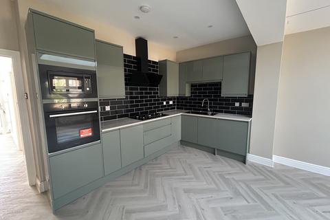 3 bedroom terraced house for sale, Lowbrook Road, ILFORD IG1
