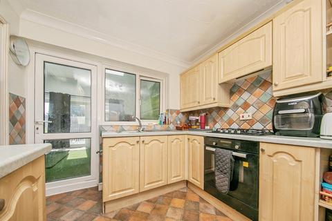 5 bedroom detached house for sale, Pembroke Gardens, Holland-On-Sea, Clacton-On-Sea