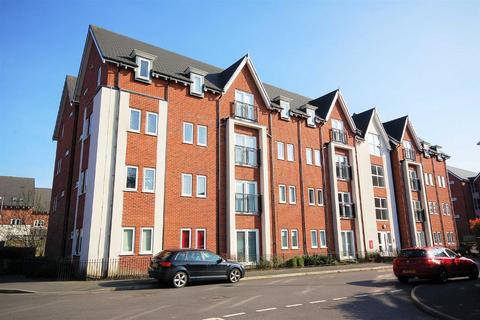 2 bedroom apartment to rent, Houseman Crescent, West Didsbury, Manchester