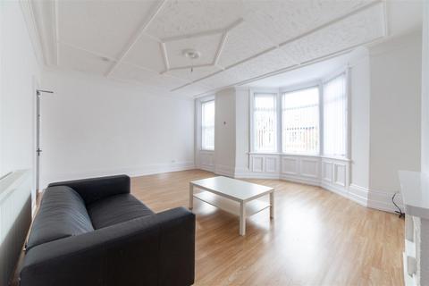 7 bedroom terraced house to rent, £105pppw - Simonside Terrace, Heaton, NE6