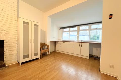 undefined, Southbourne Grove, Westcliff-on-Sea SS0