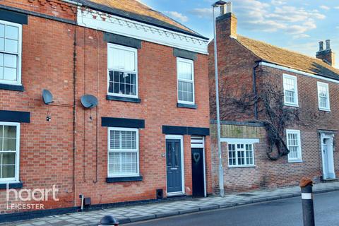 2 bedroom terraced house for sale, High Street, Syston