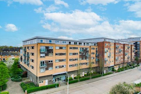 2 bedroom ground floor flat for sale, Cherrydown East, Basildon, SS16