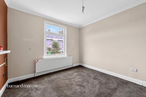 3 bedroom terraced house for sale, Dewey Street, London