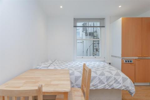 Studio to rent, St Petersburgh Pl, London W2