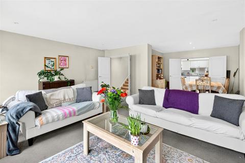 Spencer Place, Canonbury