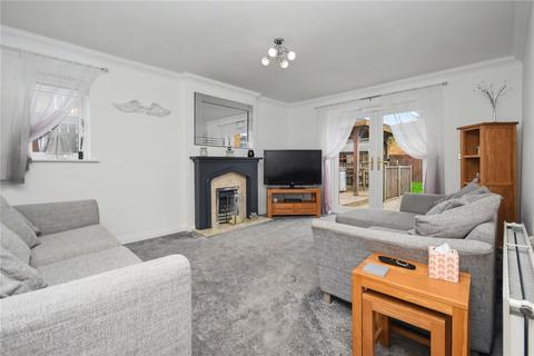 4 bedroom detached house for sale, Redhill Chase, Castleford, West Yorkshire