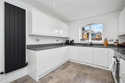 4 bedroom detached house for sale, Redhill Chase, Castleford, West Yorkshire