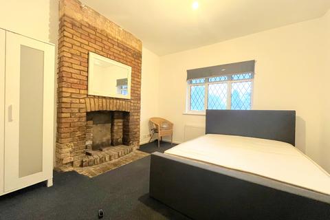 undefined, Southbourne Grove, Westcliff-on-Sea SS0